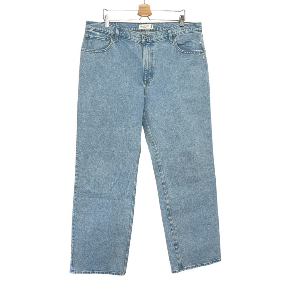 Abercrombie | High Rise 90s Relaxed Jeans